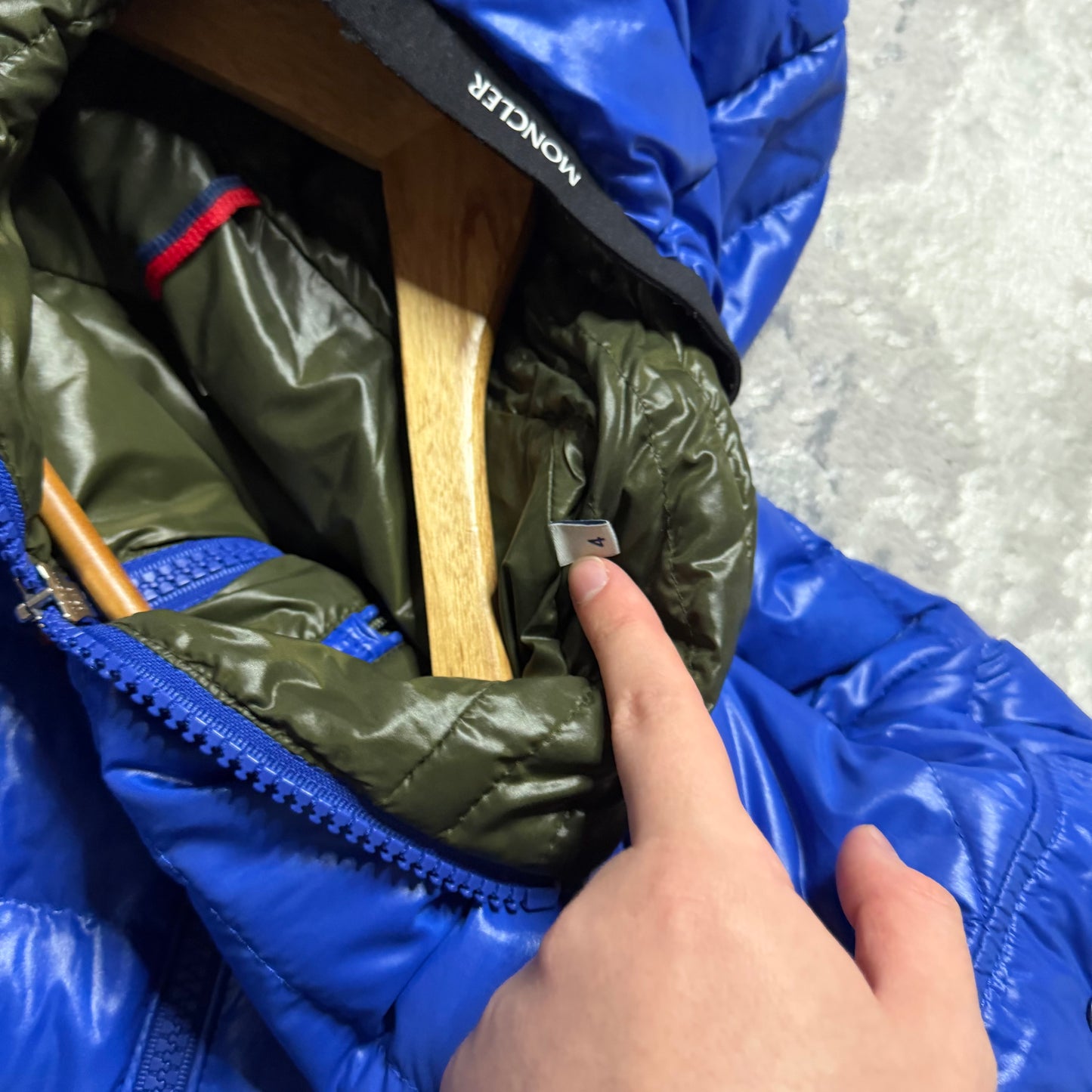 GALION LIGHTWEIGHT DOWN JACKET - SIZE 4 (Fits M/L)