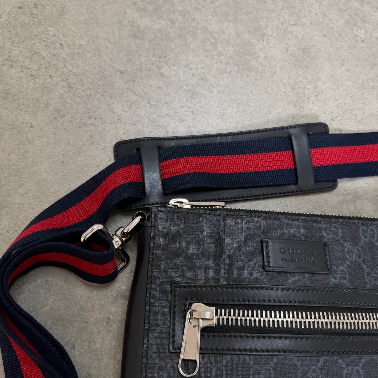 MESSENGER BAG - SMALL SIZE