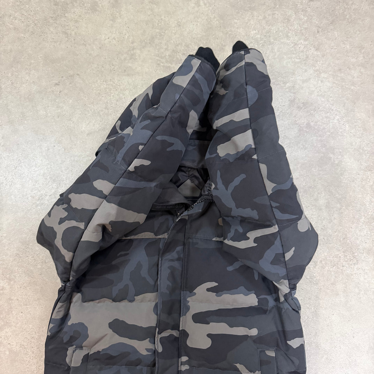 MACMILLAN PARKA - SIZE M