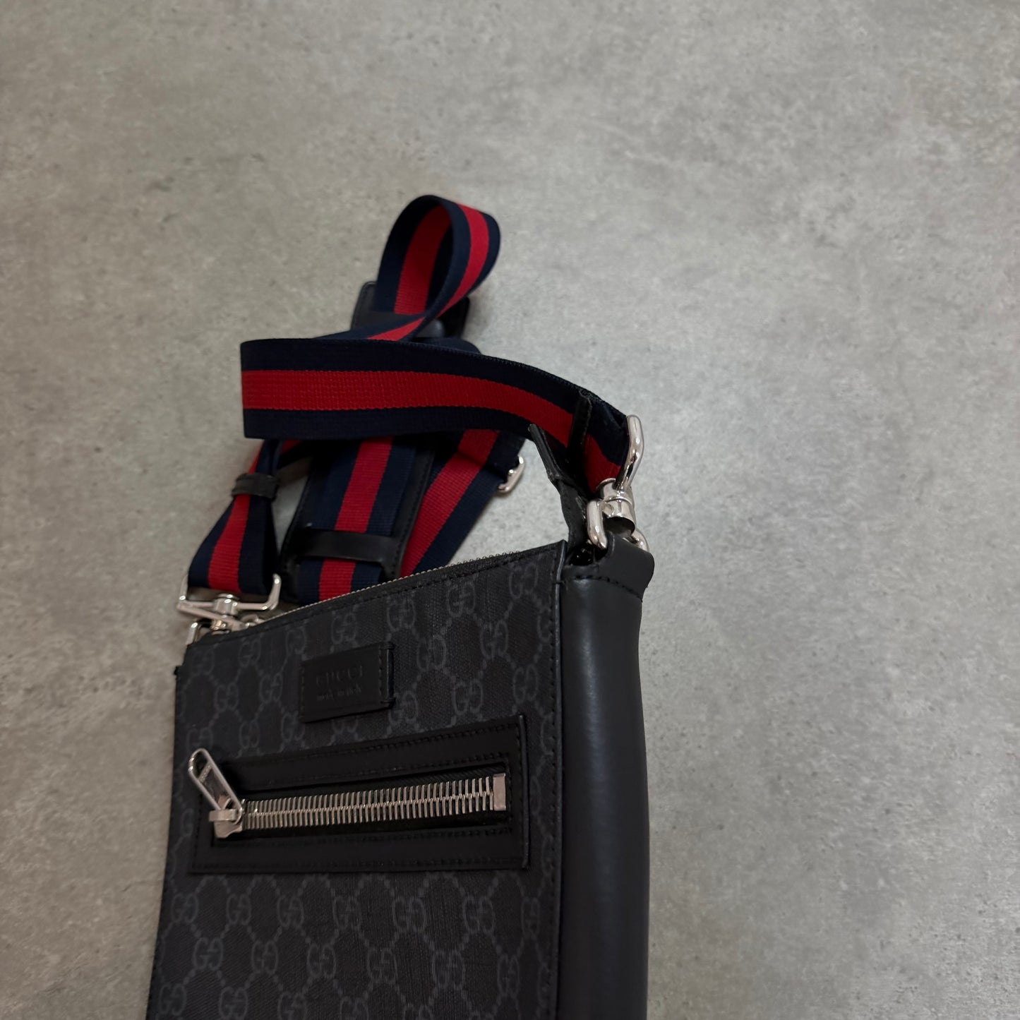 MESSENGER BAG - SMALL SIZE