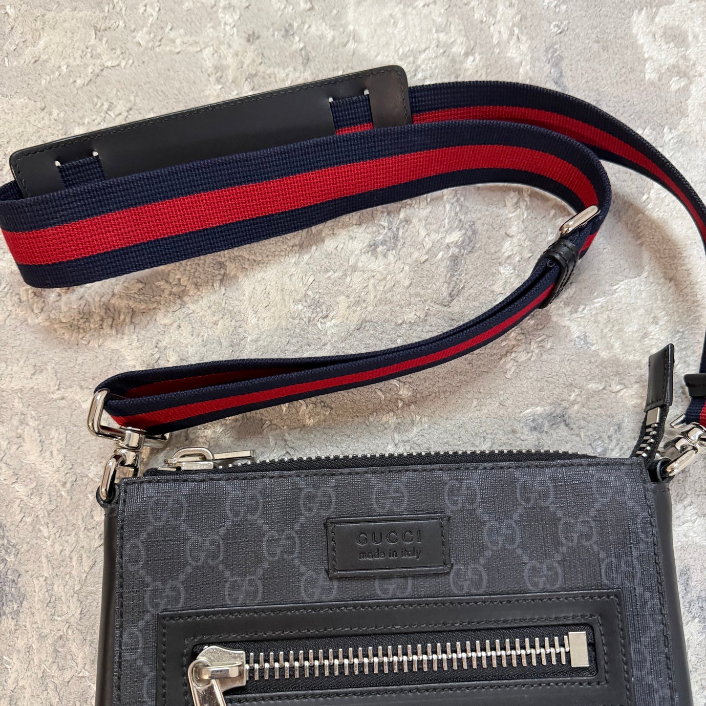 MESSENGER BAG - SMALLER VERSION