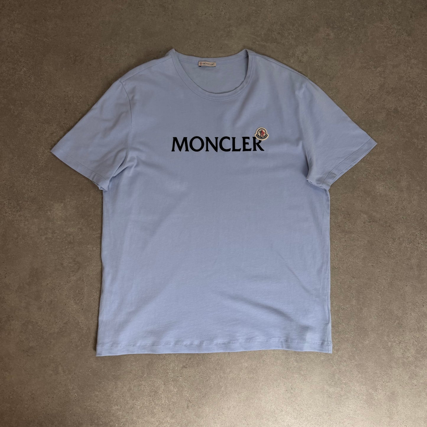T-SHIRT - SIZE XL (Fits Slim)