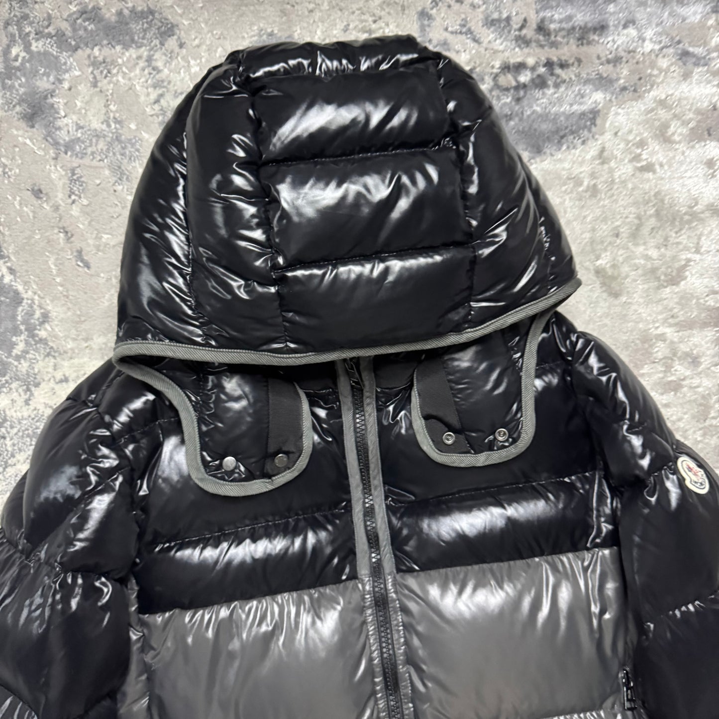 HARRY DOWN JACKET - SIZE 3 (Fits M)