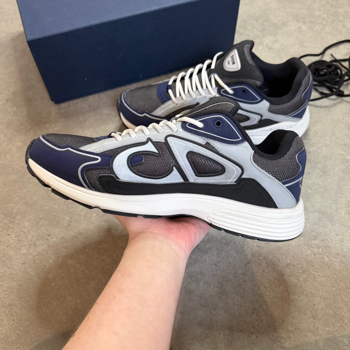 B30 TRAINER - SIZE UK 10