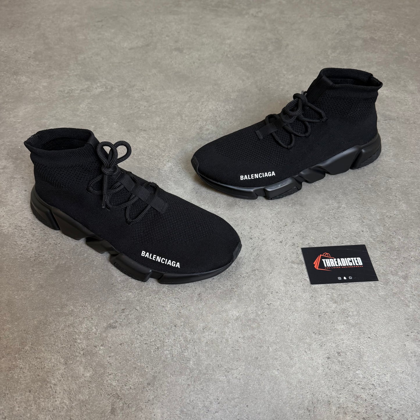 LACE UP SPEED TRAINER - SIZE UK 9 (Fit UK 10)