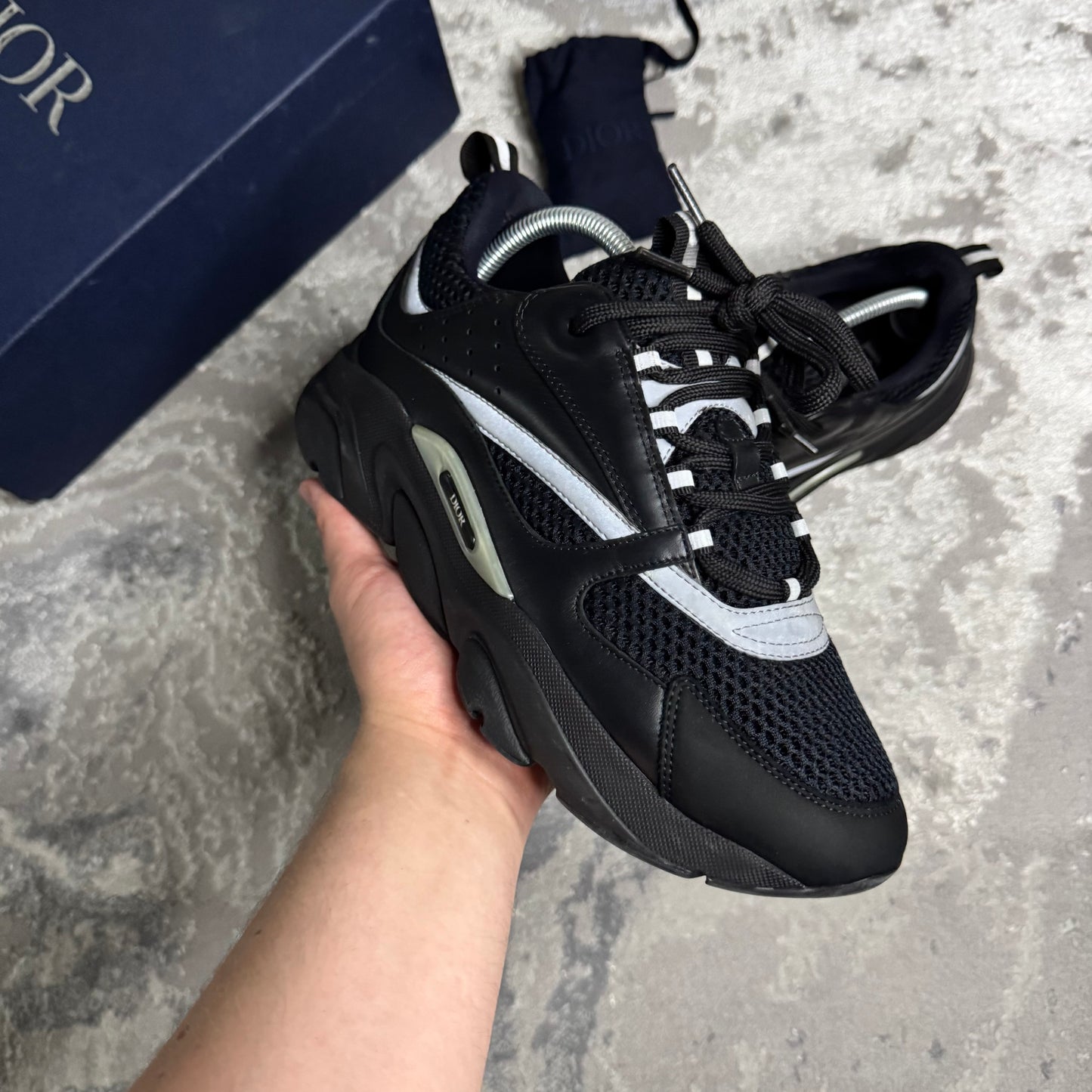 B22 TRAINER - SIZE UK 7