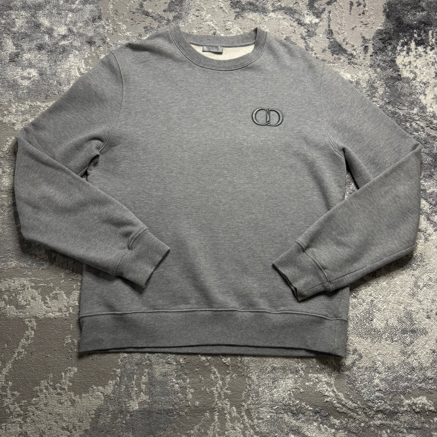 'CD' SWEATSHIRT - SIZE L (Fits M/L)