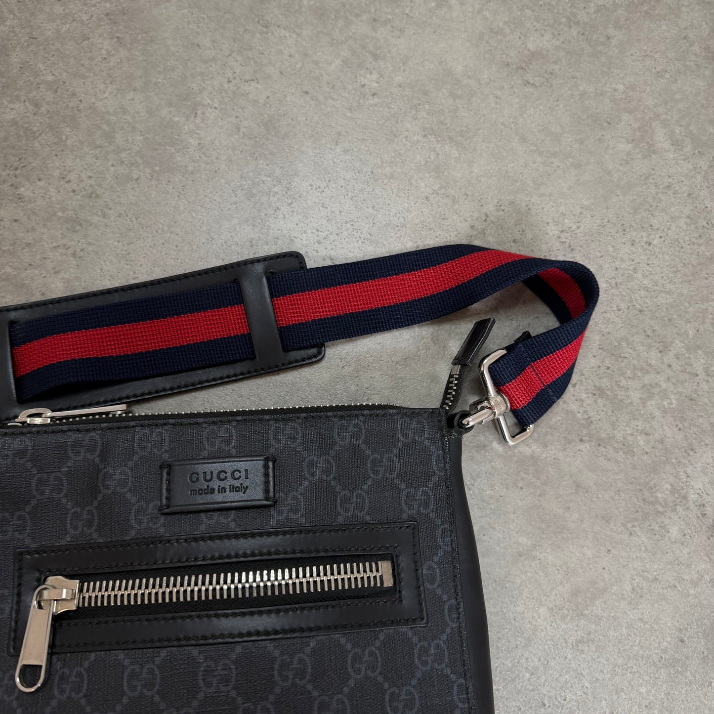 MESSENGER BAG - SMALL SIZE
