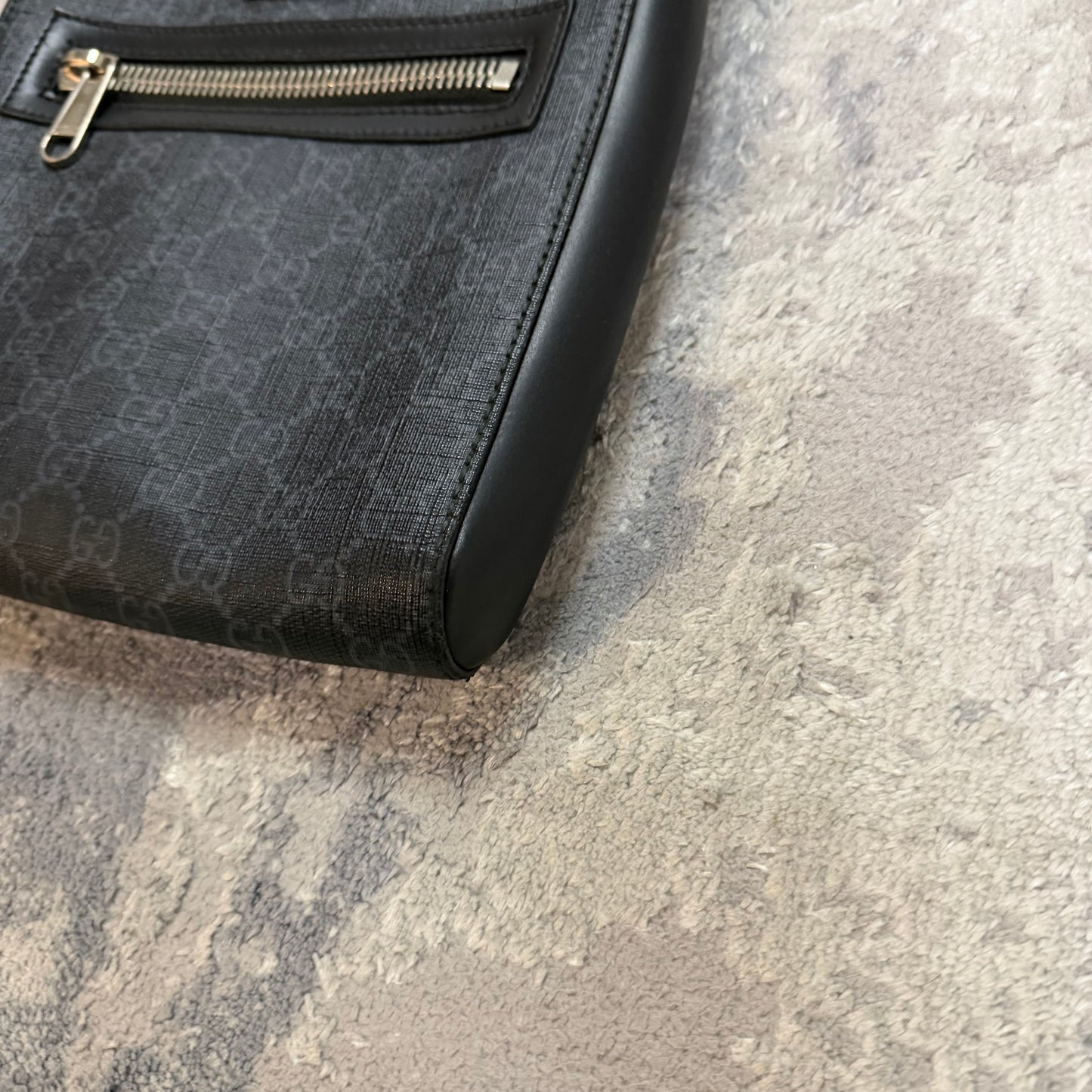 MESSENGER BAG - SMALLER VERSION