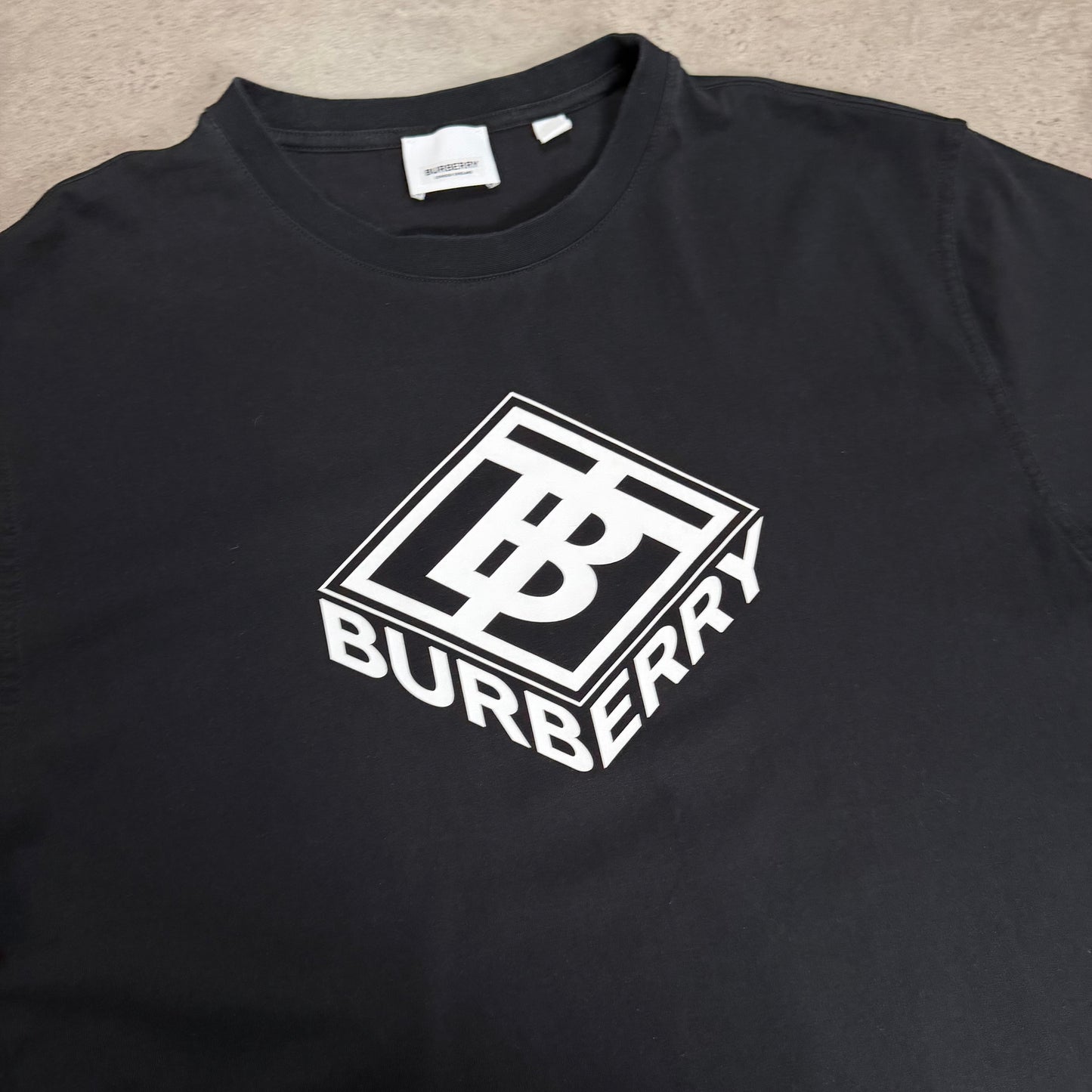T-SHIRT - SIZE M (Fits M/L)