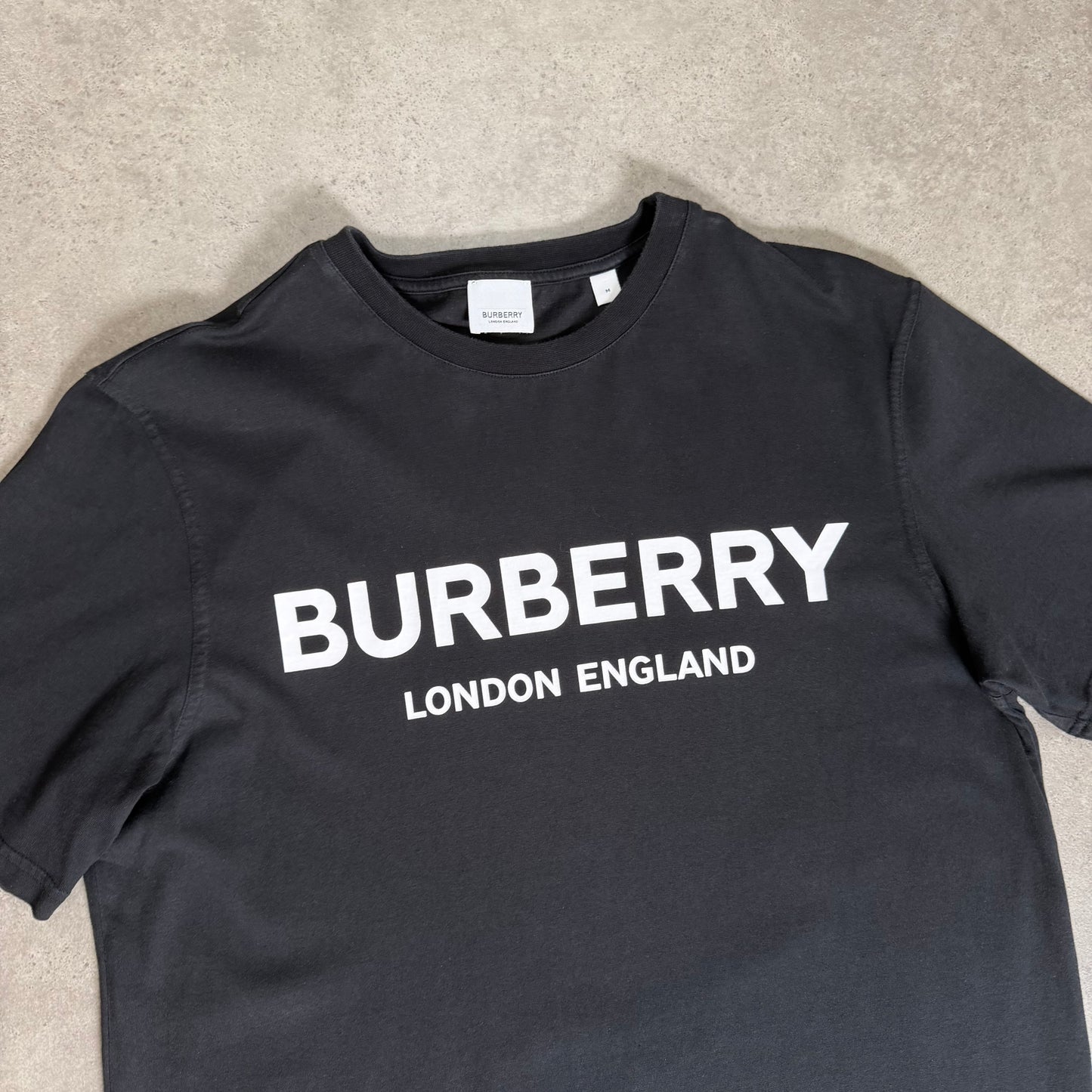 T-SHIRT - SIZE M (Fits M/L) 22.5" PTP