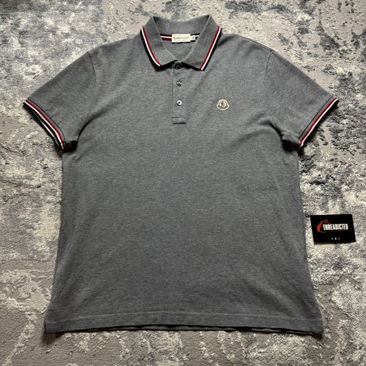 POLO SHIRT - SIZE M (Fits S)