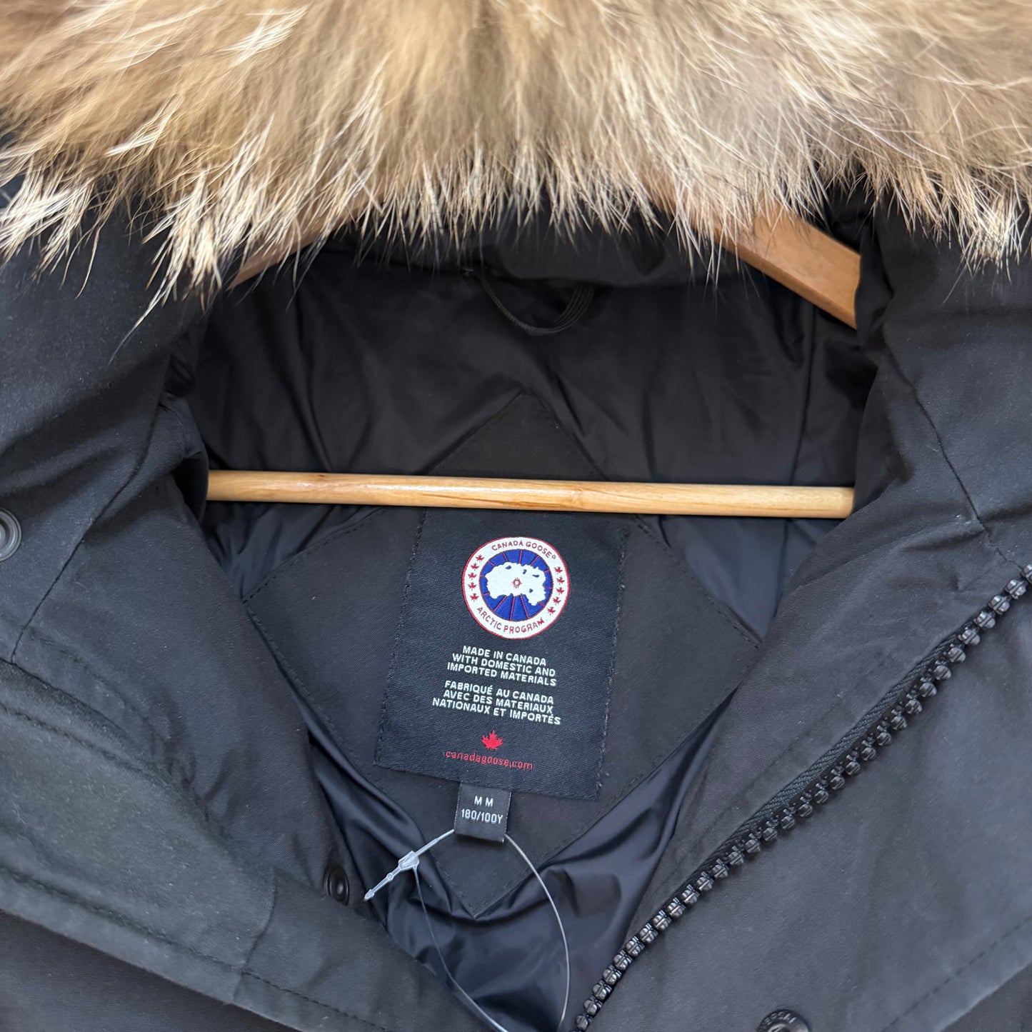 WYNDHAM PARKA - SIZE M