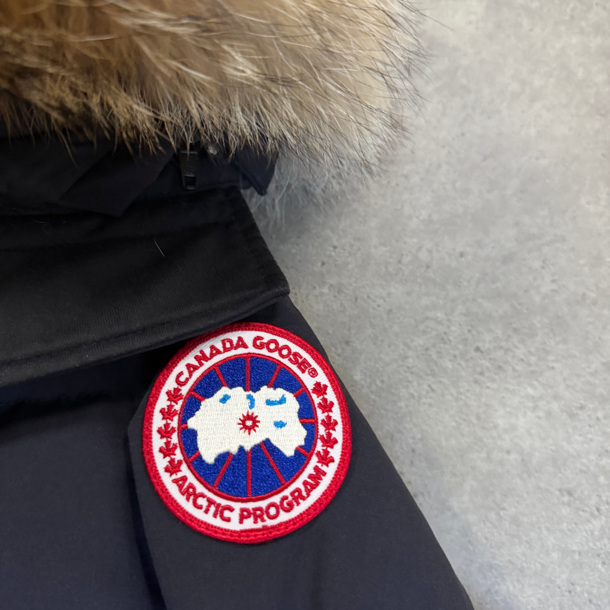 WOMENS PORTLAND PARKA - SIZE S