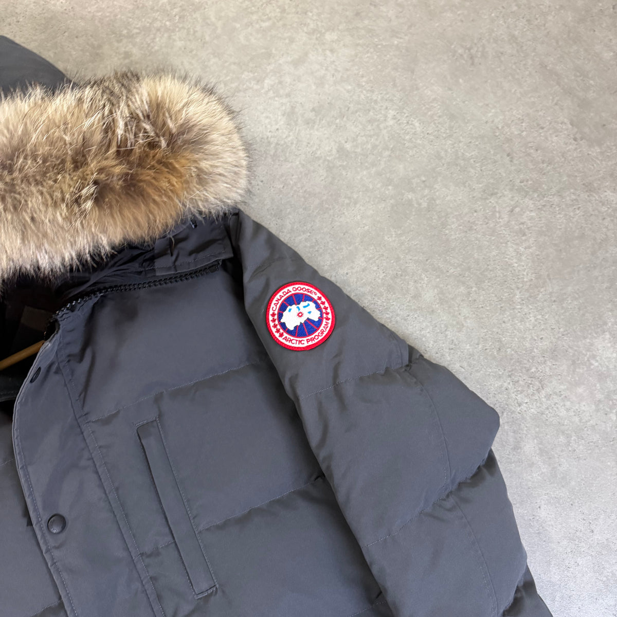 CARSON PARKA - SIZE L