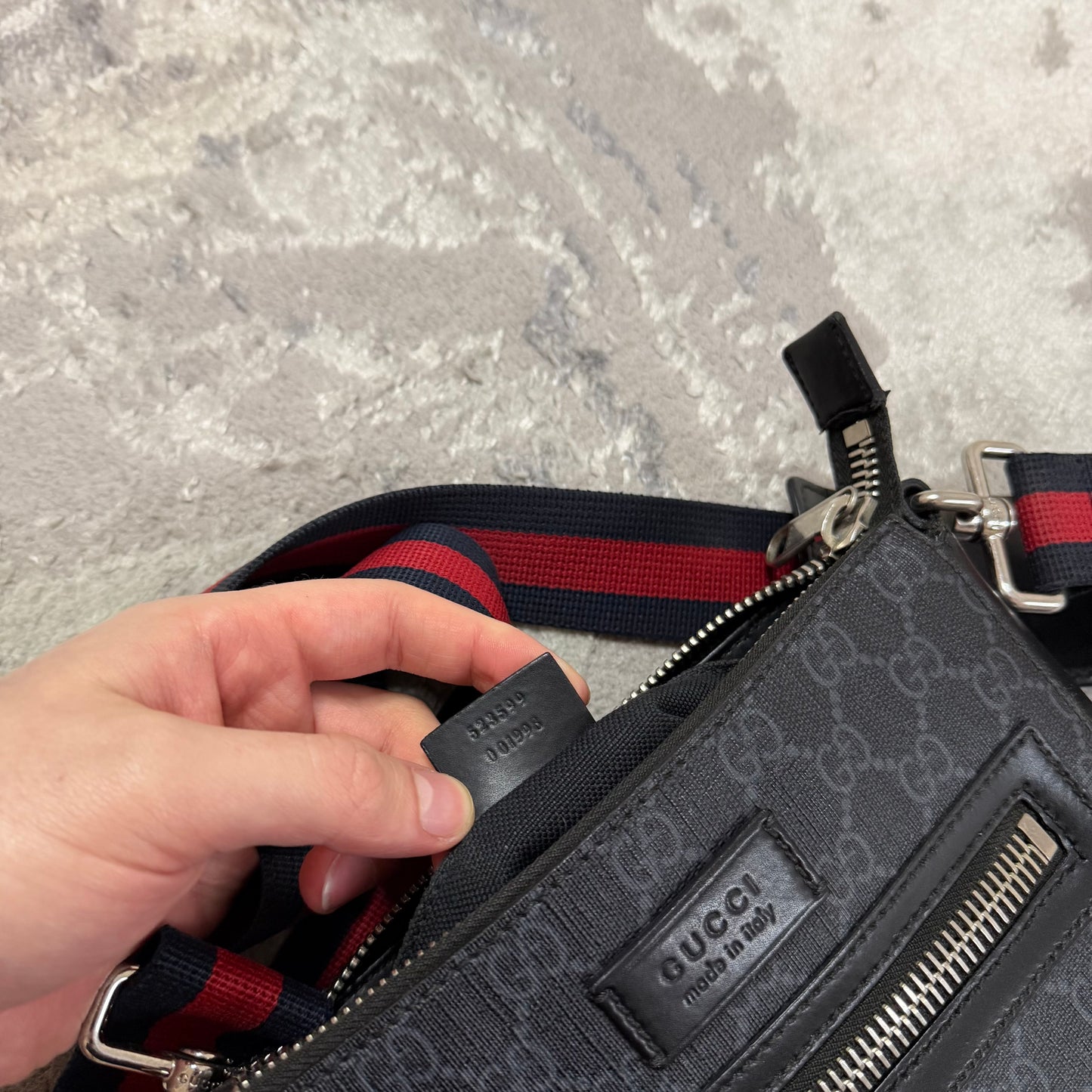 MESSENGER BAG - SMALLER VERSION