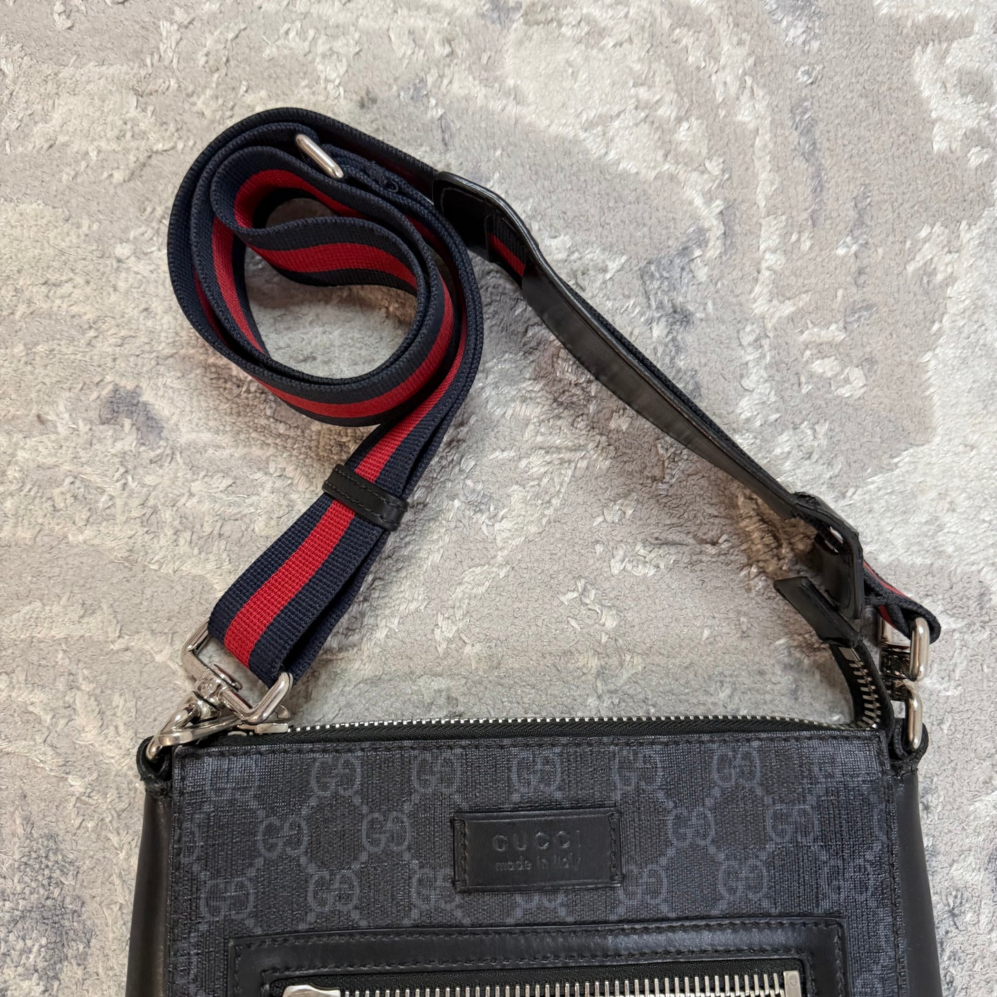 MESSENGER BAG - SMALLER VERSION