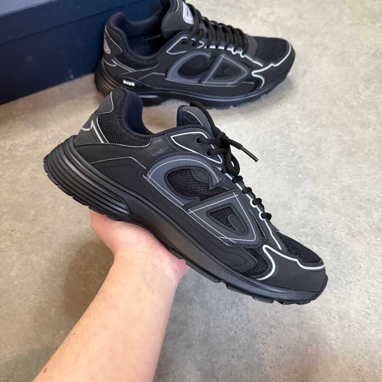 B30 TRAINER - SIZE UK 8