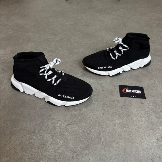 LACE UP SPEED TRAINER - SIZE UK 6 (Fit UK 7)