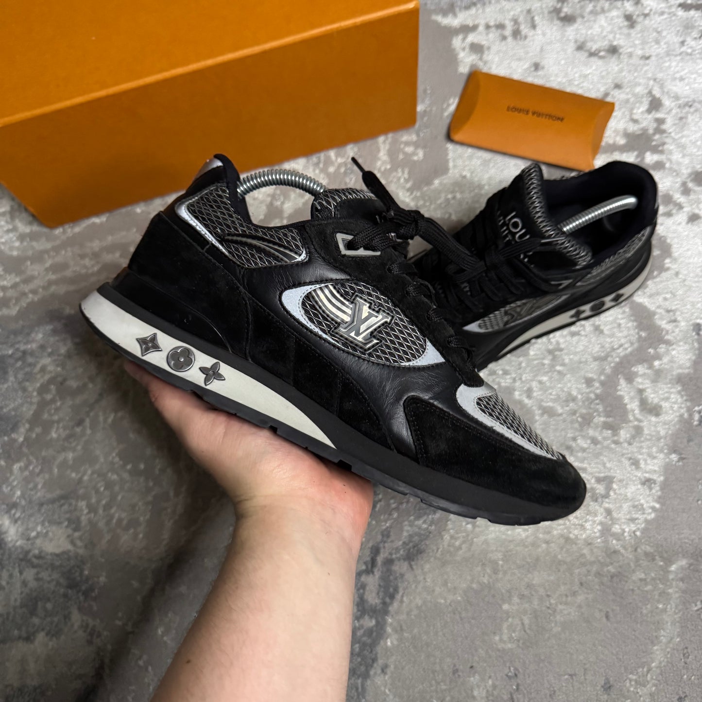 RUNAWAY TRAINER - SIZE LV 7 (Fit UK 8)