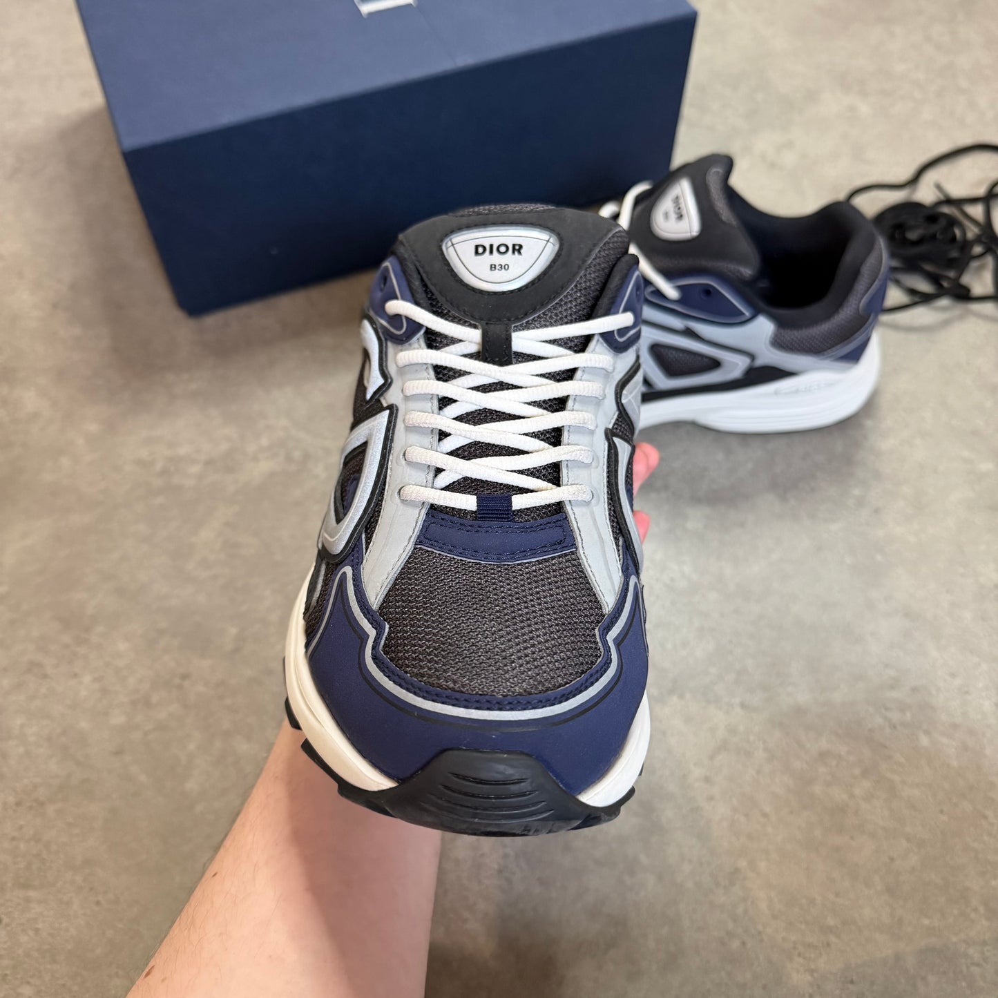 B30 TRAINER - SIZE UK 10