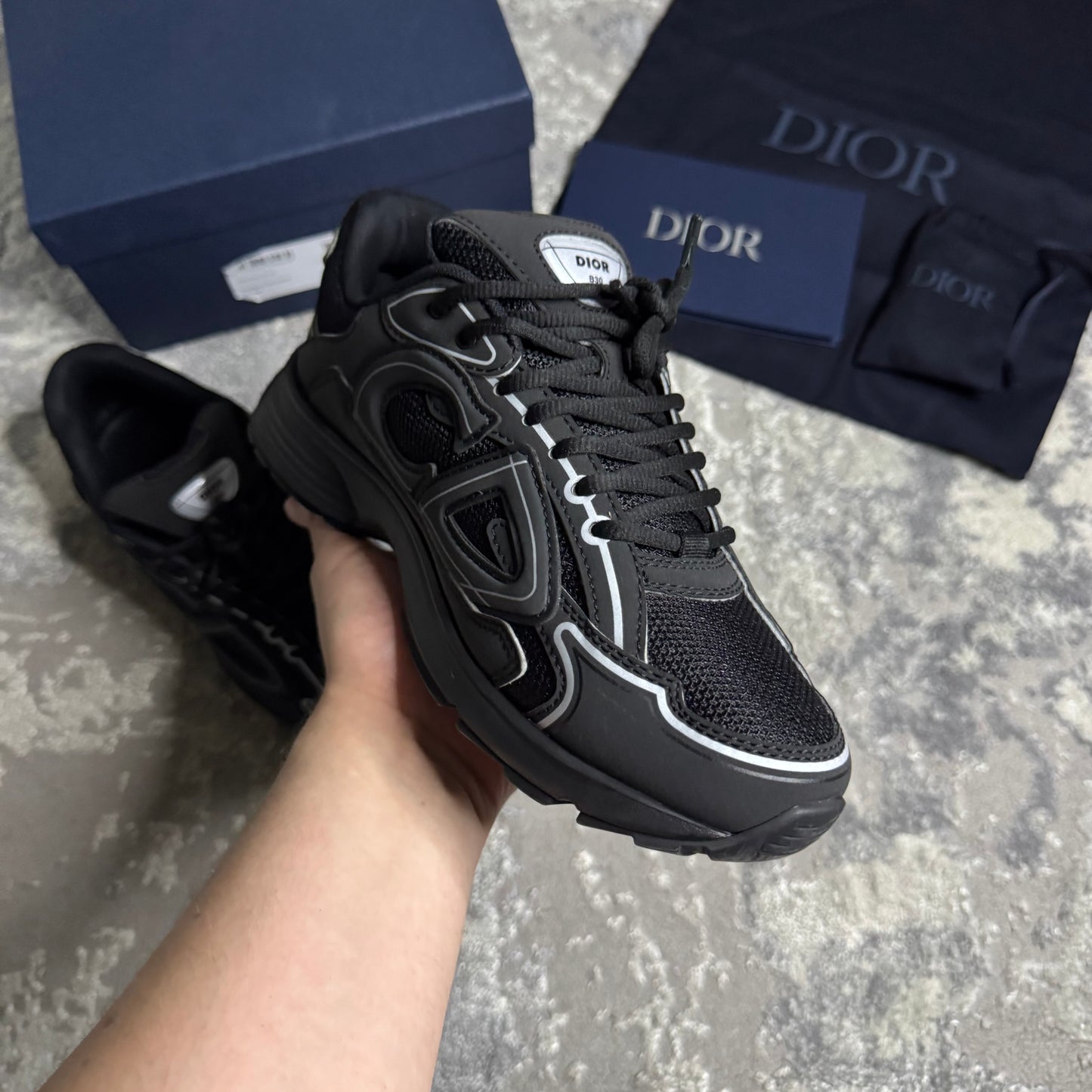 B30 TRAINER - SIZE EU 40.5 / UK 6.5