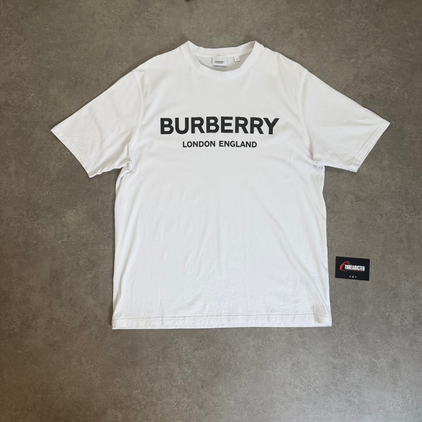T-SHIRT - SIZE L (Fits L/XL - 23.5" PTP)