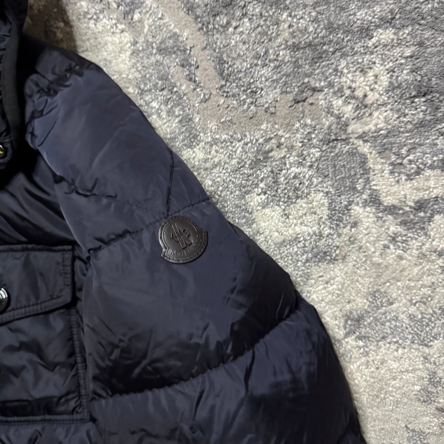 JASON DOWN JACKET - SIZE 6 (Fits XL)