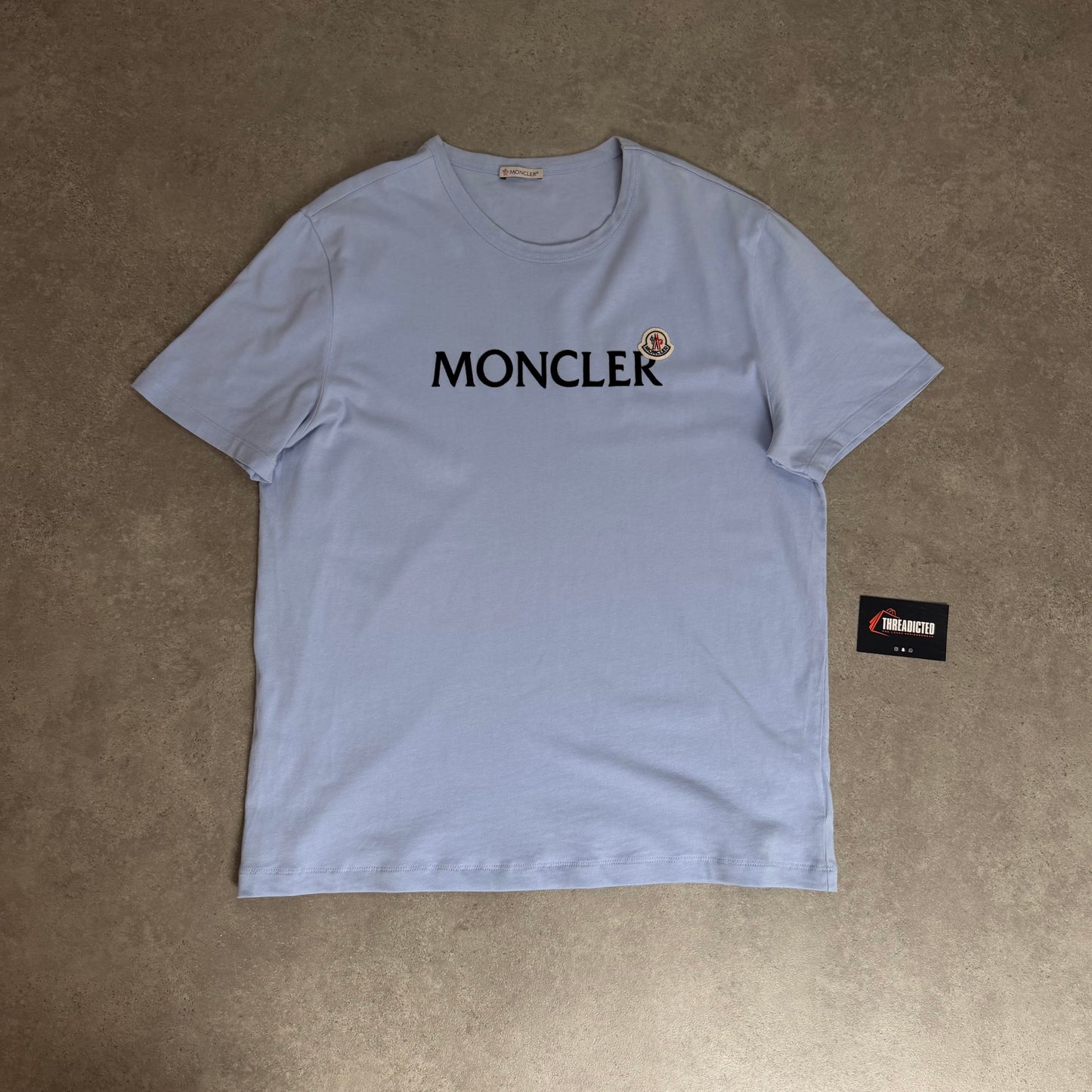 T-SHIRT - SIZE XL (Fits Slim)