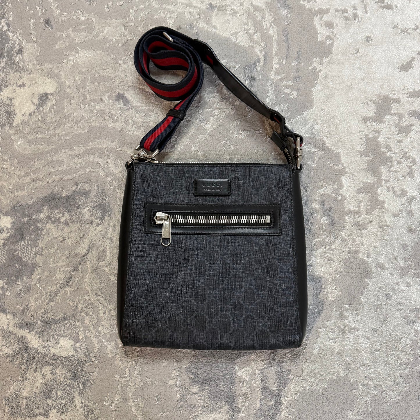 MESSENGER BAG - SMALLER VERSION