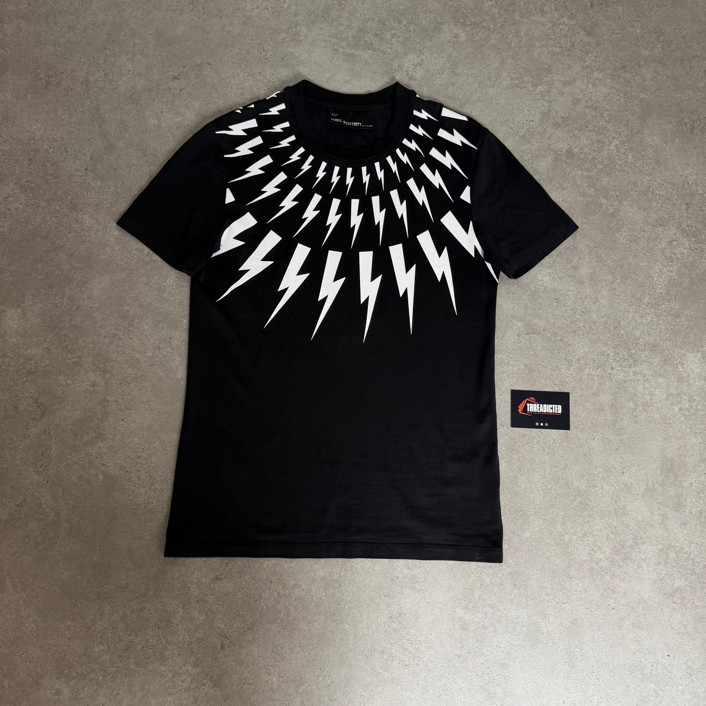 T-SHIRT - SIZE XS