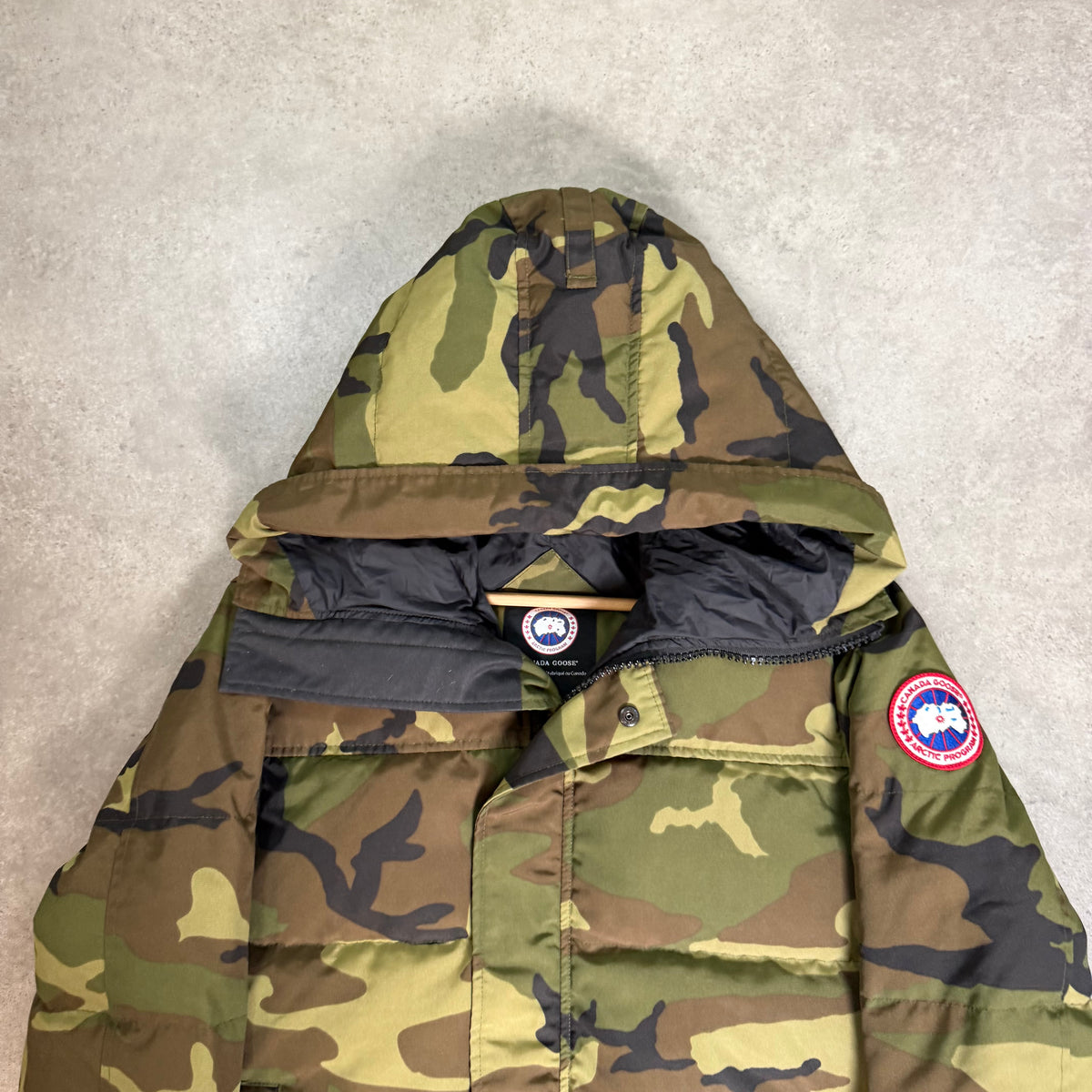 MACMILLAN PARKA - SIZE M
