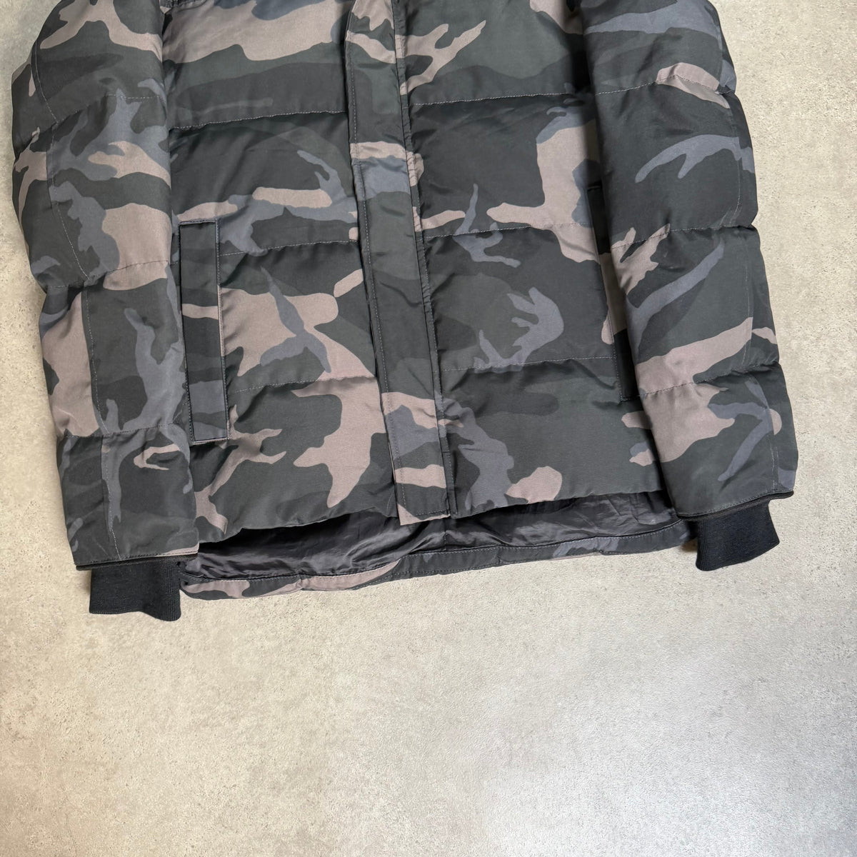 MACMILLAN PARKA - SIZE M