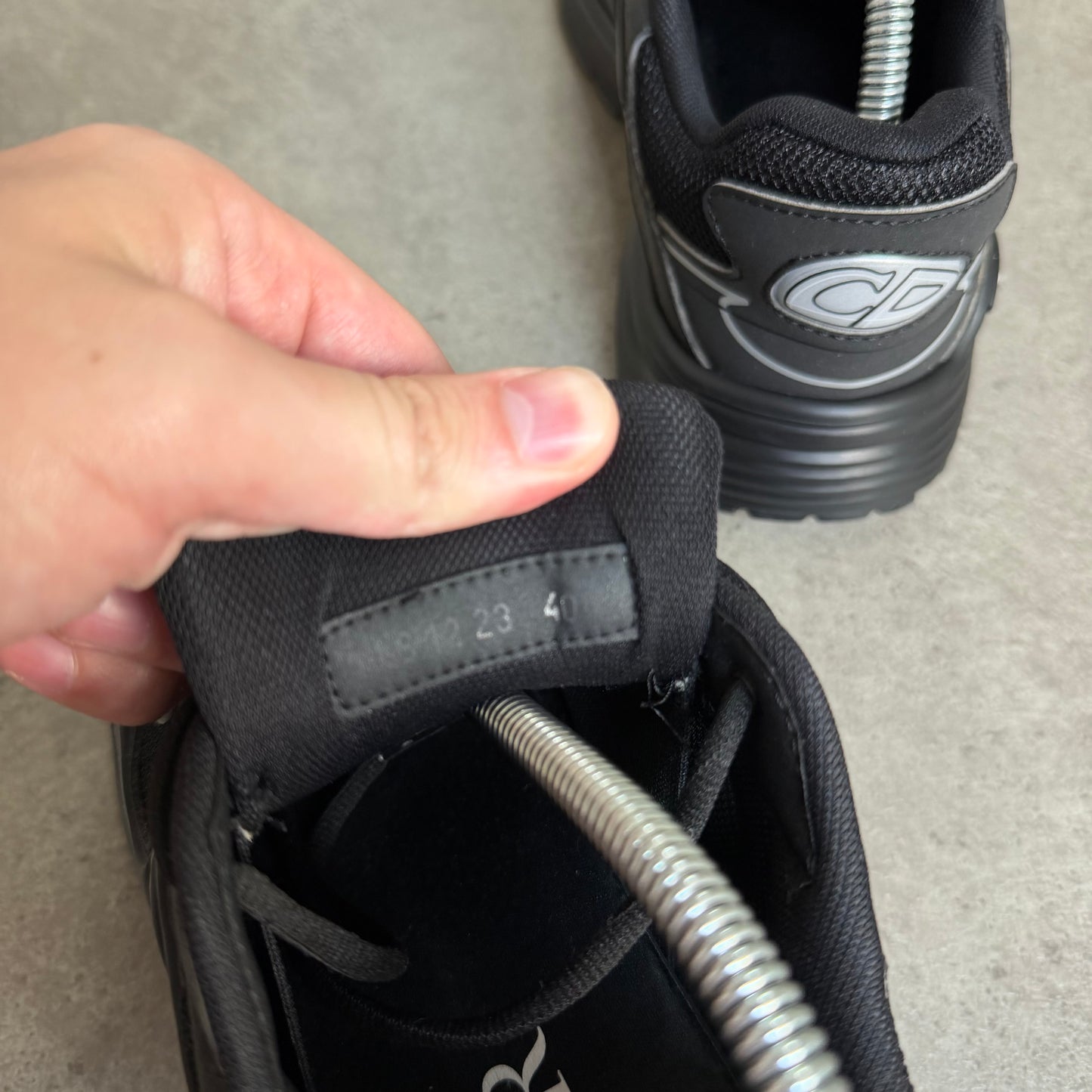 B30 TRAINER - SIZE UK 6 (Fit UK 7)